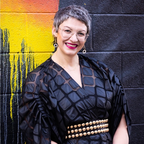 Meet your Posher, Dixie - Picture 1 of 1